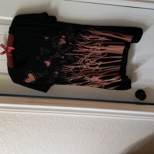 Size 10 heart t shirt